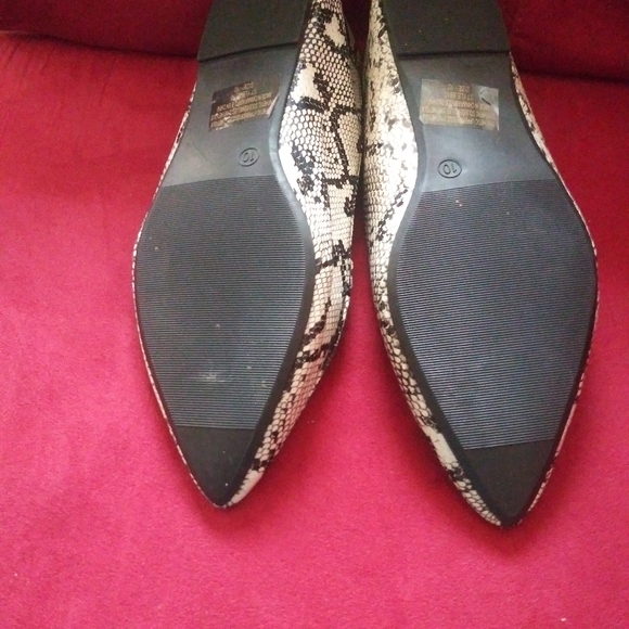 Faux snakeskin Flats - Picture 6 of 6